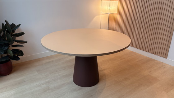 Image 1 of Mesa de comedor redonda de linóleo Faust de 130 cm - contrachapado de abedul