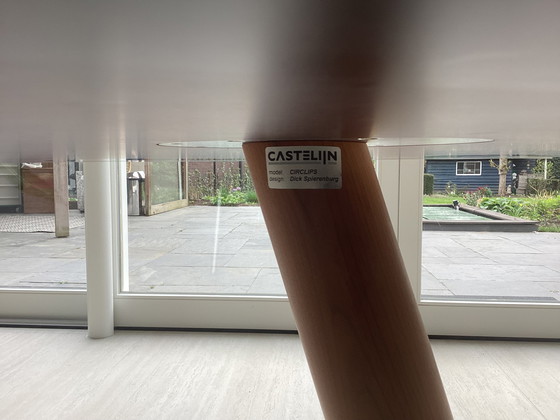 Image 1 of Castelijn walnut dining table Circlips-2, 6 person