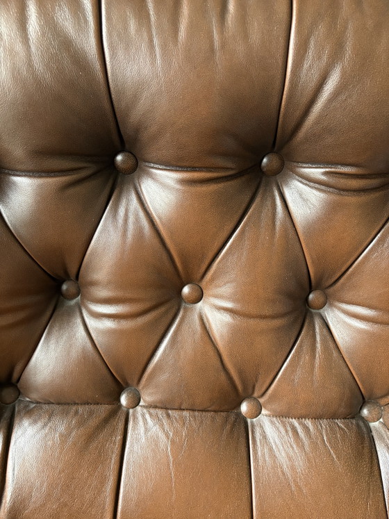 Vintage Armchair - Chesterfield Style – Leather, Wood (photo 12 of 12)