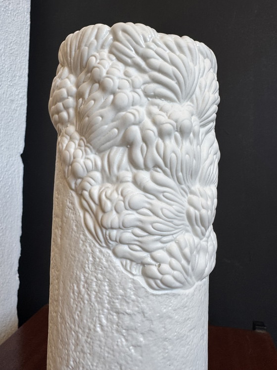 Image 1 of Vase rouleau porcelaine biscuit années 70