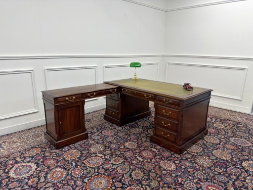 Bureau d'angle original Globe Wernicke