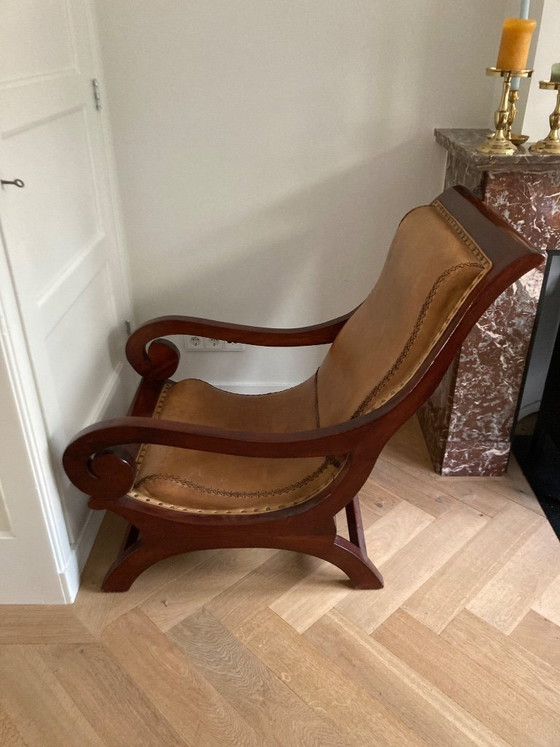Image 1 of fauteuil en cuir et bois trône attirant