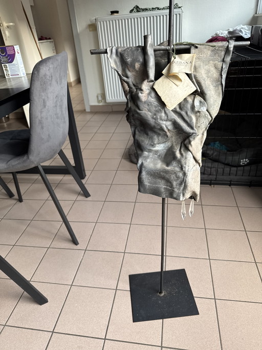 Opera Kebana Torso su Supporto