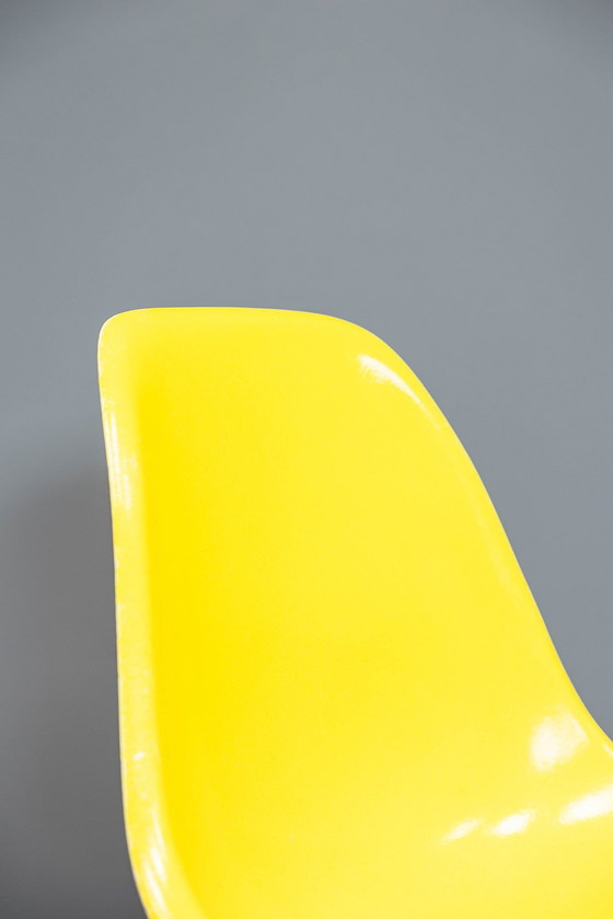 Image 1 of Chaises Eames Dsx, 8X