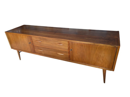 Aparador/mueble bajo vintage de mediados de siglo