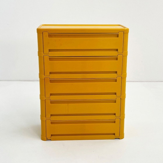 Image 1 of Cómoda amarilla de 5 cajones, modelo 4964, diseñada por Olaf Von Bohr para Kartell en la década de 1970.