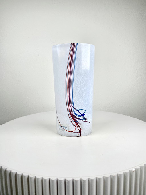Vase vintage en verre d'art blanc de Kosta Boda - Vase arc-en-ciel de Bertil Vallien - Style minimaliste scandinave MCM