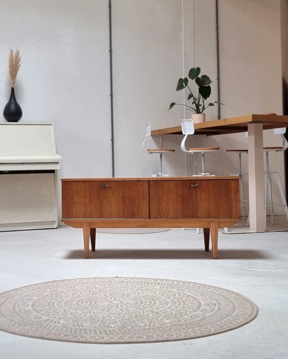 Image 1 of Sideboard aus der Mitte des Jahrhunderts