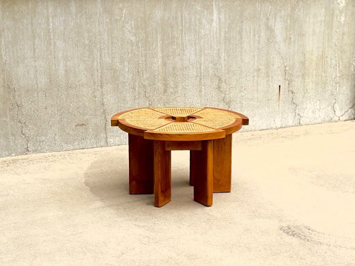 Mid-Century Design Couchtisch aus Holz & Geflecht – 1960er Jahre