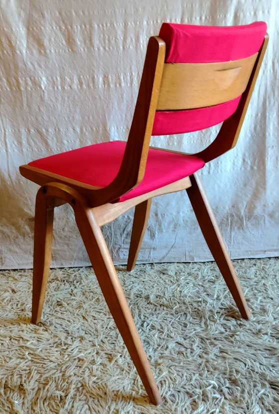 Sedia in legno massello e tessuto rosso - design anni '50 – Sedie da pranzo (photo 7 of 10)