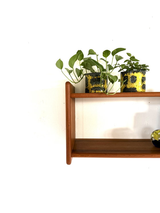 Scaffali a muro vintage in teak, Danimarca anni '70 – Legno, Metallo (photo 3 of 9)
