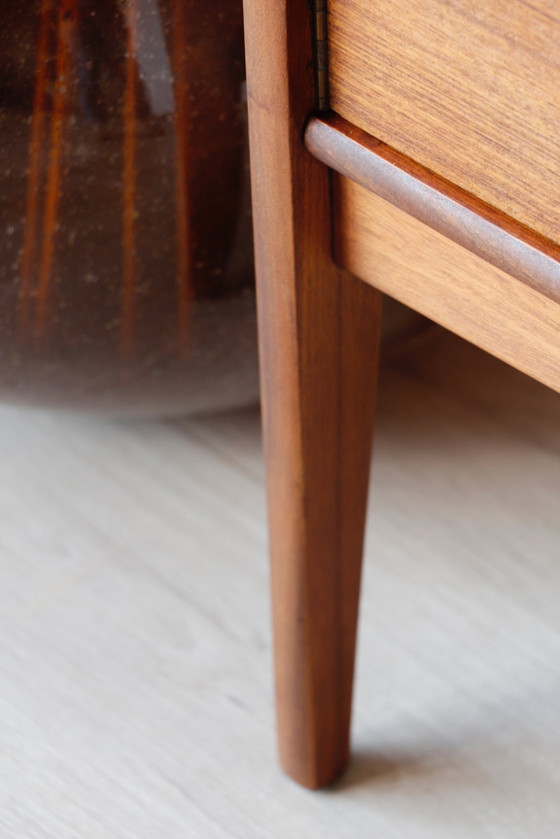 Image 1 of Da Silva" vintage sideboard - Younger