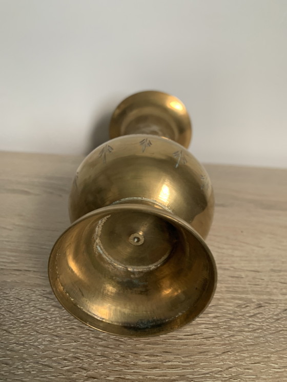 Image 1 of Vintage antieke Indiase messing vaas