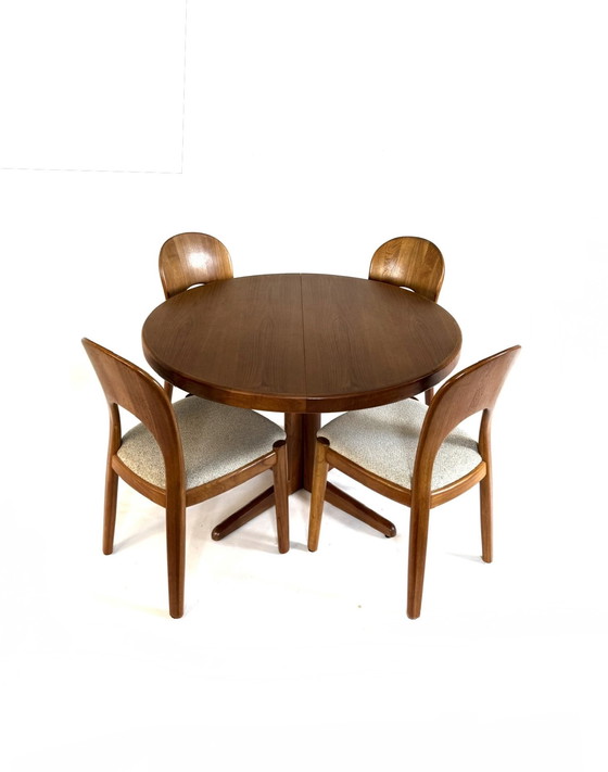 Image 1 of Vintage extendable Danish dining table, Bramin ‘60