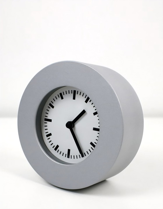 Image 1 of Orologio da parete Klunsa, raro, di Mikael Warnhammar per IKEA, del 2001, in metallo grigio-argento opaco.