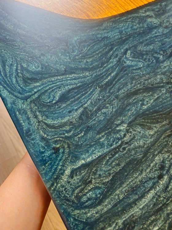 Image 1 of Esstisch aus Mangoholz mit blauem Epoxy-Fluss