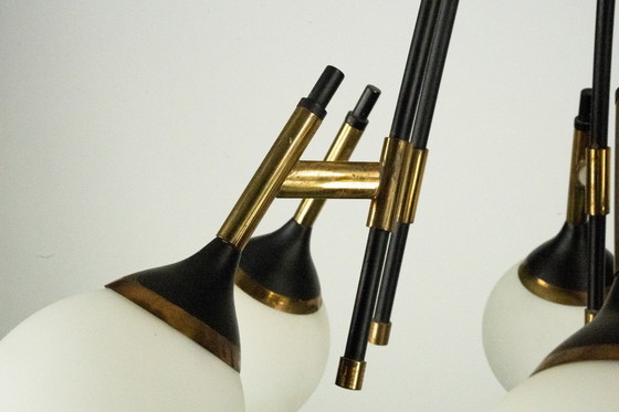 Image 1 of Rara lámpara Stilnovo de los años 50 con globos de cristal opalino. Italia