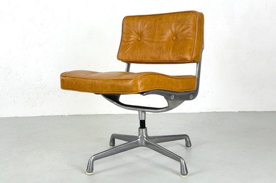 Image 1 of Stoel voor gevorderden/ES101, ontworpen door Charles en Ray Eames voor Herman Miller - 1968