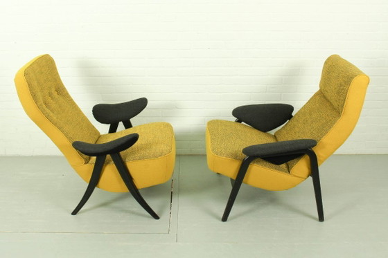 Image 1 of Theo Ruth para las sillas Artifort modelos 107 y 137 en Kvadrat Hallingdal