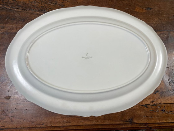 Image 1 of Plato grande de barro pintado a mano – 45 × 30 cm