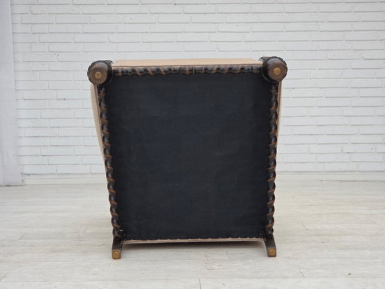 Image 1 of Fauteuil à oreilles danois des années 1960, revêtement en velours, bois de chêne sculpté.