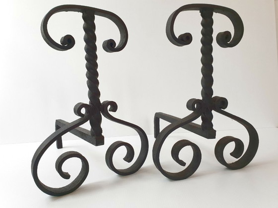 Image 1 of PAAR MODERNISTISCHE HAARDKAPJES VAN GEGOTEN STAAL JAREN 60/70 VINTAGE JAREN 60/70