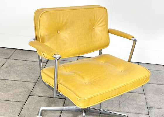 Sedia Herman Miller Intermediate anni '60, disegnata da Chatles & Ray Eames – Sedie da conferenza, Aluminium (photo 8 of 10)