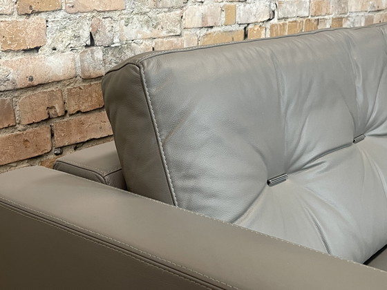 Image 1 of Artifort Mare Romance