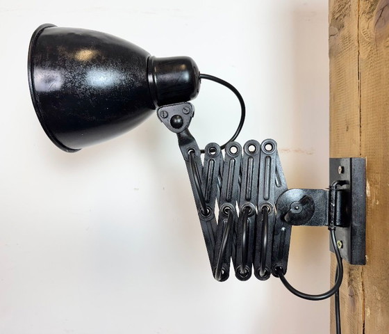 Image 1 of Lámpara de pared industrial de tijera negra, años 50