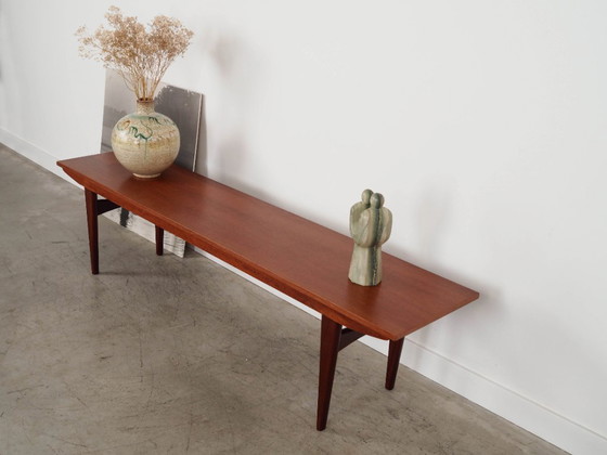 Image 1 of Eikenhouten dressoir, Deens design, jaren 70, productie: Denemarken