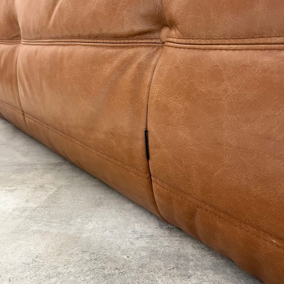 Image 1 of Ligne Roset Togo - Conjunto en coñac