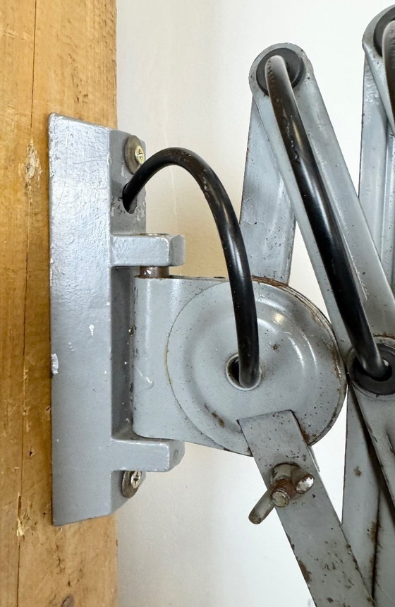 Image 1 of Grijze industriële schaarwandlamp van Elektroinstala, jaren 60