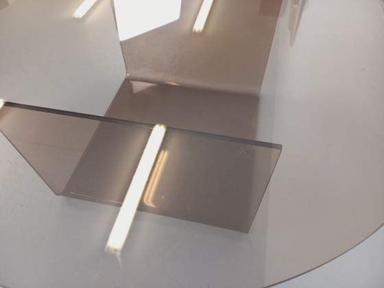Image 1 of Vintage round coffee table in glass and plexiglass, Space Age style from the 1970s