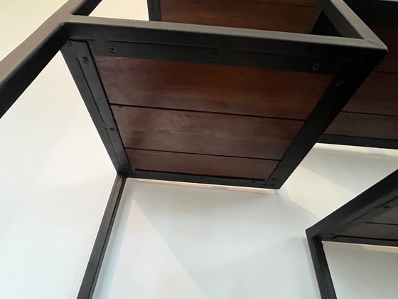 Image 1 of Mensola a muro aperta MUMBAI in legno di acacia e struttura in metallo nero