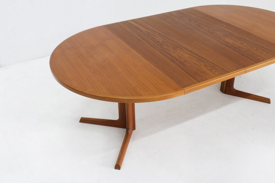Image 1 of Vintage Deense ronde uitschuifbare eettafel tafel Gudme 