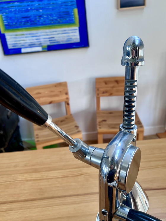 Image 1 of Vintage industrial mid century style horeca manual citrus squeezer / juicer made from heavy steel 