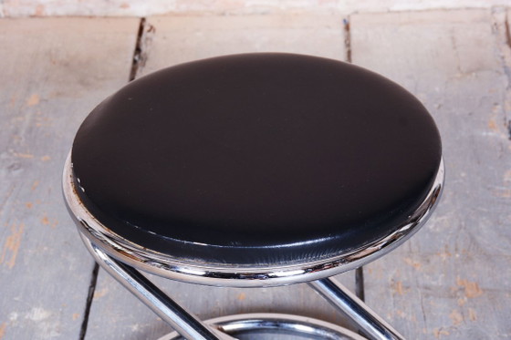 Restored Bauhaus Stool, Chrome-Plated Steel, Leatherette, Geman, 1950s – Metal (photo 3 of 7)