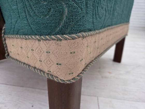 Image 1 of Dänischer Sessel aus den 1950er Jahren, original grün/beige Möbelwolle, Buchenholz.
