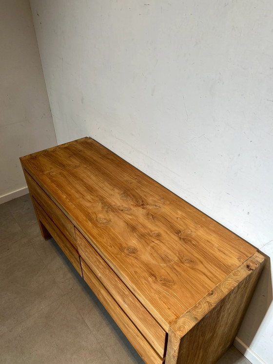 Cómoda de madera maciza de teca. – Aparadores, Wood (photo 4 of 5)