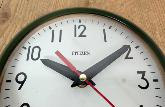 Horloge murale vintage Citizen verte représentant des navires, années 1980 – Pendules, Glass, Iron (photo 10 of 18)
