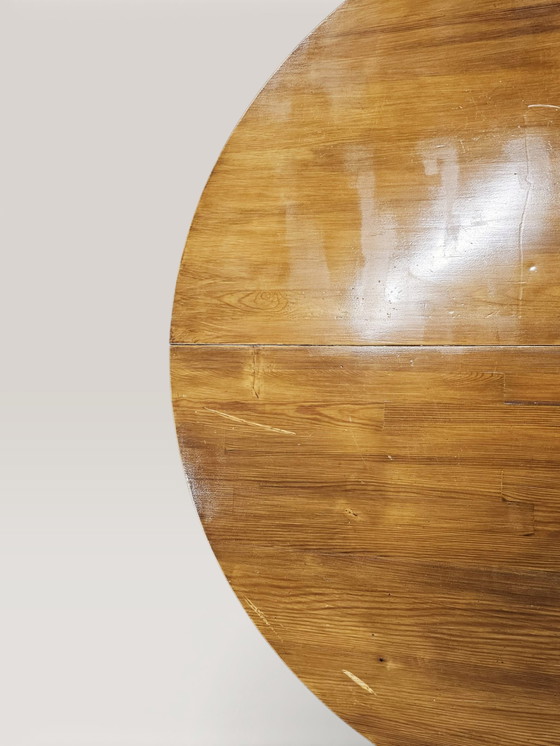 Image 1 of Set da pranzo in pino vintage - Tavolo rotondo con 4 sedie abbinate