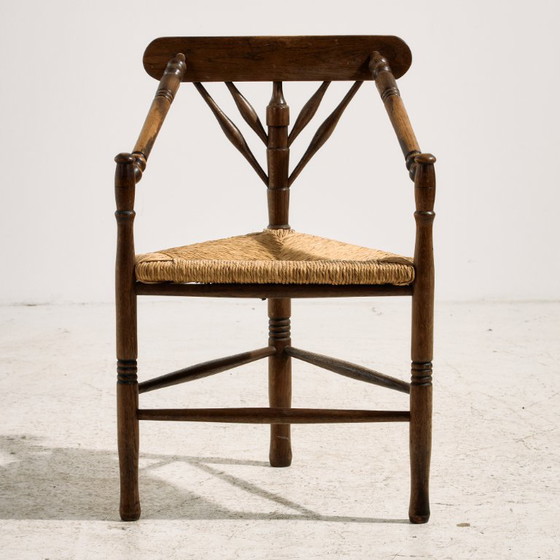 MK11200 Dreibeiniger Eichen Sessel – Wood (photo 4 of 16)