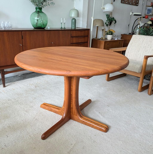 Tavolo da Pranzo Rotondo Allungabile in Teak Danese Vintage