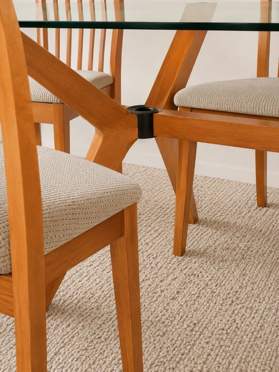 Image 1 of Tavolo da salotto Calligaris Tokyo con 8 sedie abbinate in faggio