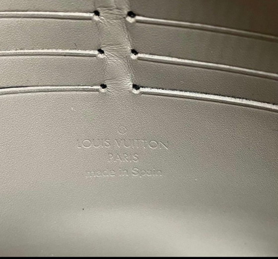 Image 1 of Cartera Louis Vuitton