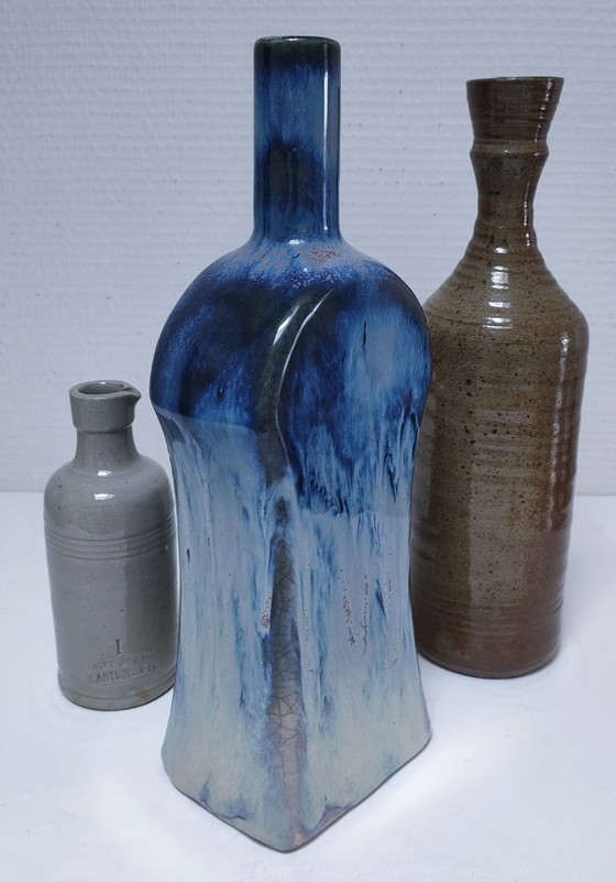Image 1 of tre vasi vintage in ceramica a forma di bocciolo