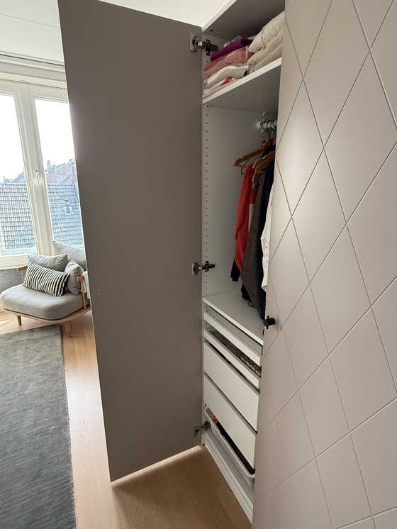 Image 1 of Superfront, klassieke moderne garderobe