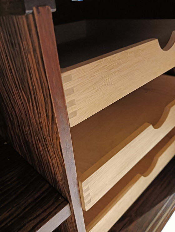 Image 1 of Cadovius-Schrank auf Metallsockel