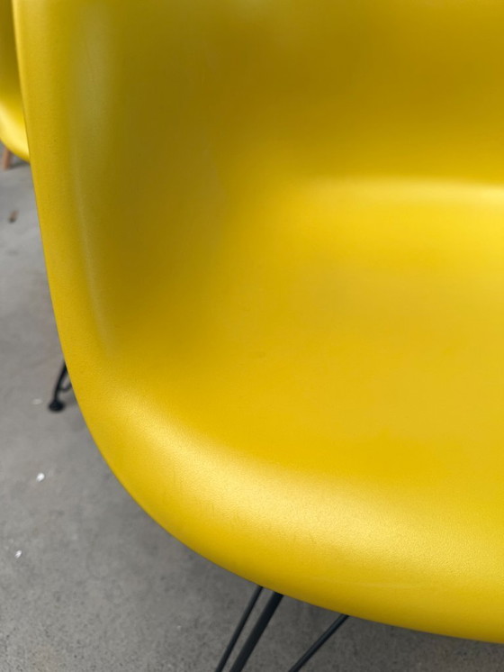 Image 1 of Vitra Eames DAR-Stuhl