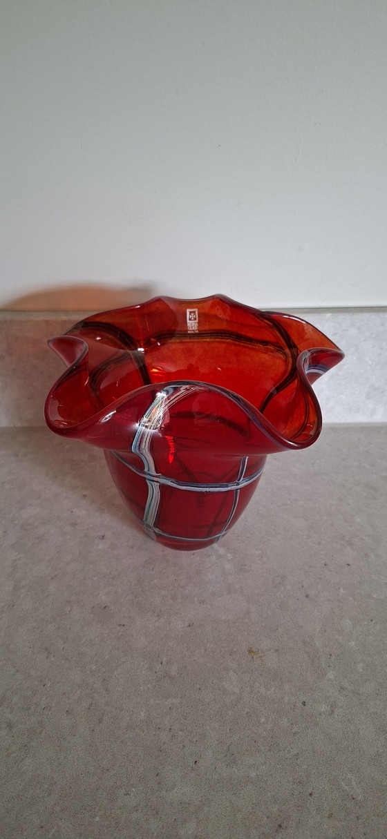 Vintage Mdina Glass handkerchief vase signed (photo 2 of 10)